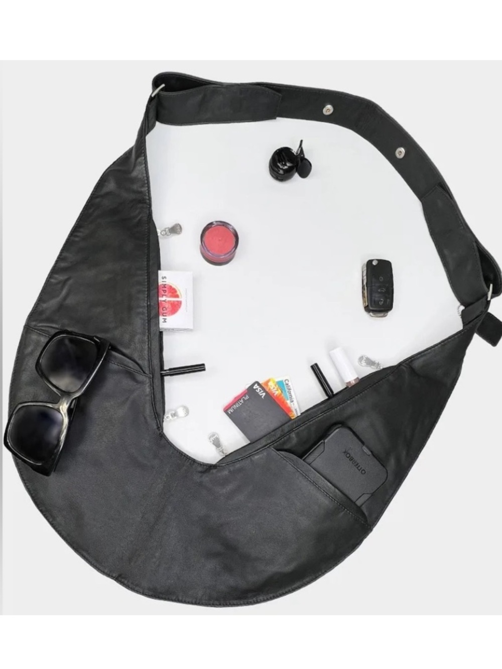 SASH Black Crescent Leather Traveling Crossbody Bag